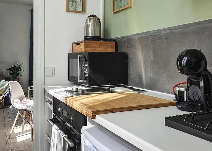 Charmant Studio Apartment *